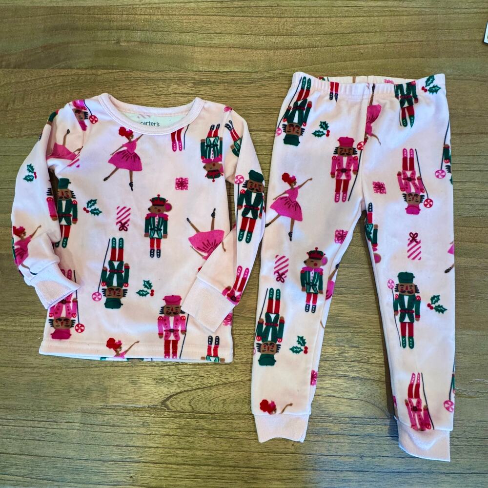 Carter's Fleece Toddler Girl Pajamas - Size 2T - Picture 1 of 3